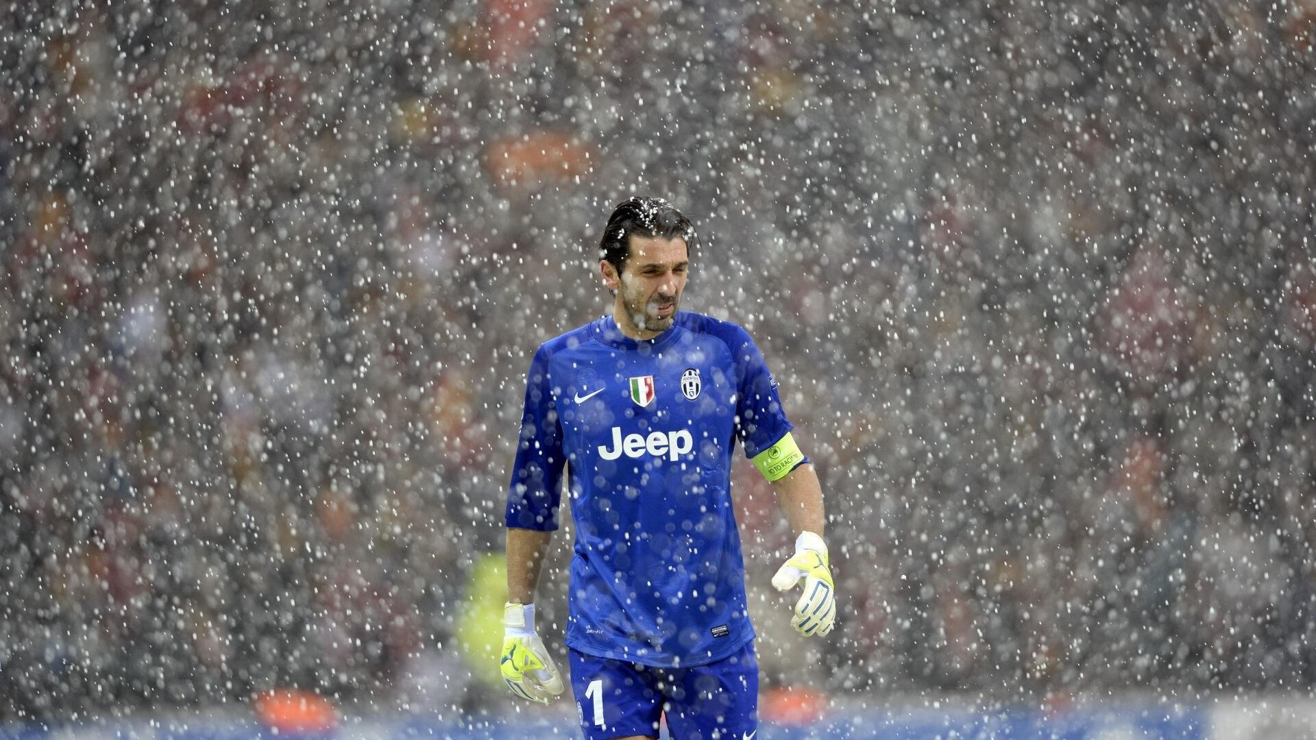 公开水域铁三入门赛 距离缩短却保留三项精髓