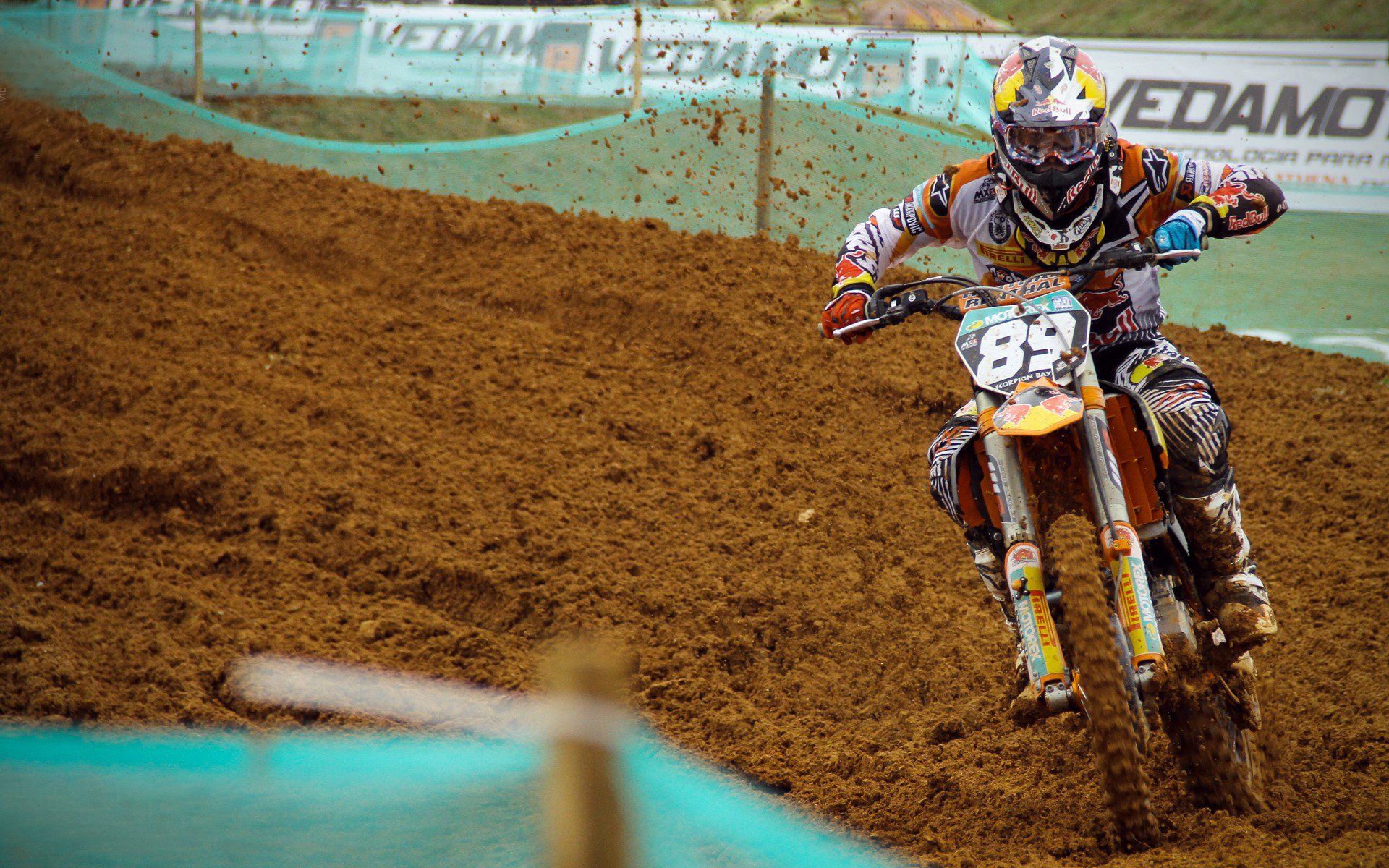 国际沙滩综合运动会 沙排与沙足观众上座率高企